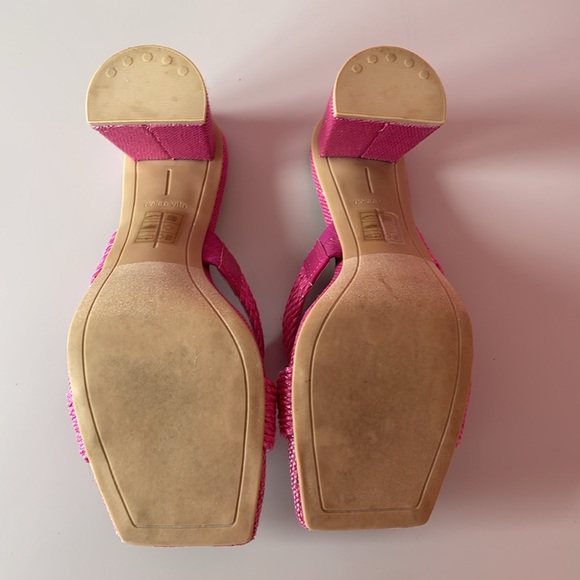 Dolce Vita Penny Orchid Raffia Heeled Sandals - Picture 7 of 7